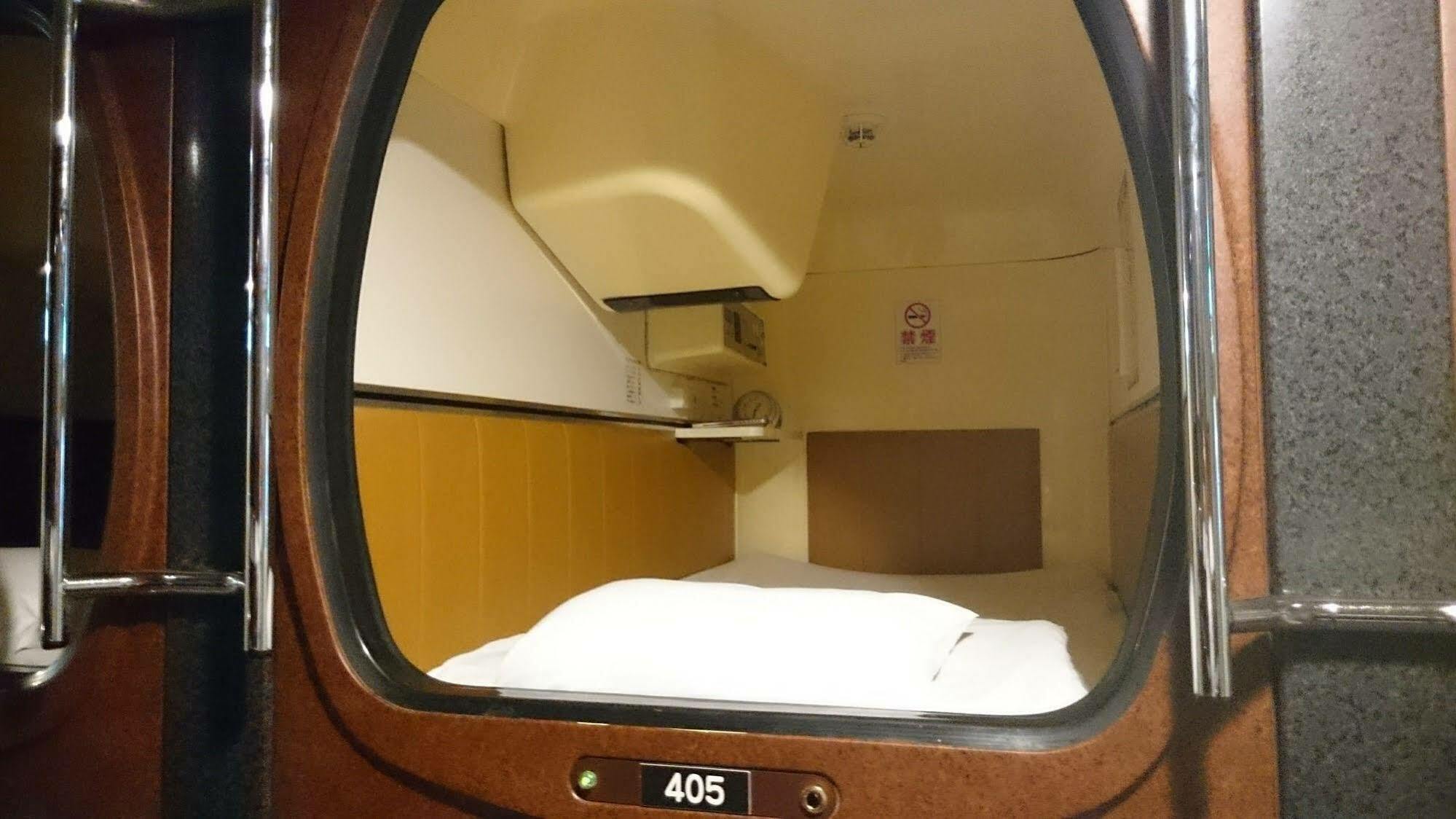 Capsule And Sauna New Japan Ex Hiroshima Exterior foto